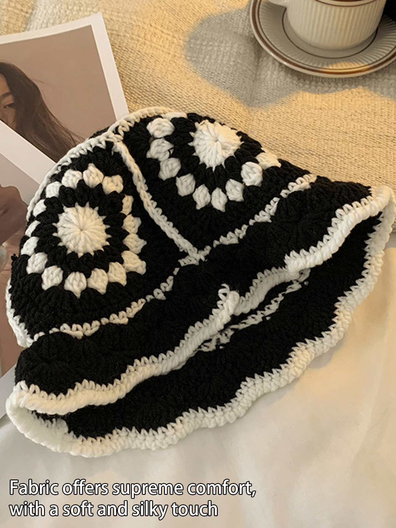 Women Handmade Crochet Bucket  - Street Fashion In Korea avaliação e preço