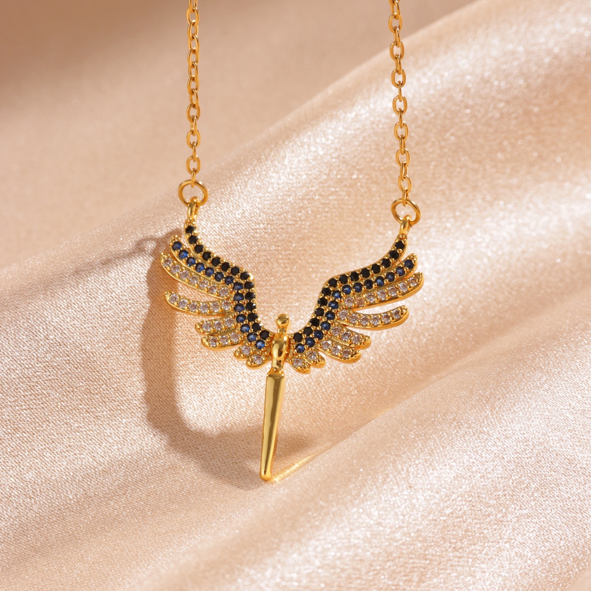 Angel Wings Necklace For Women - Street Fashion Mood avaliação e preço