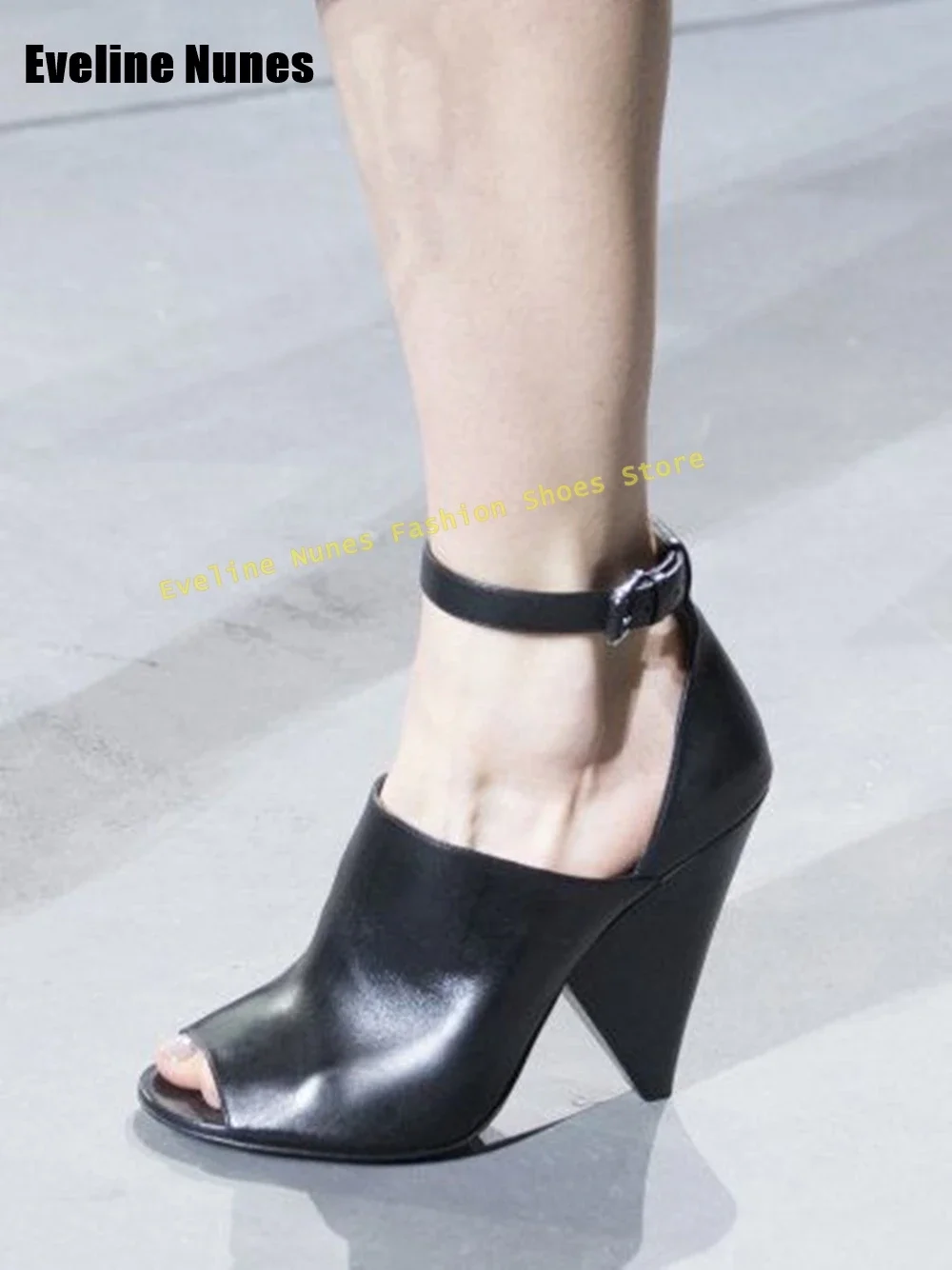 Women Runway Show Pumps Peep T - Street Fashion Show avaliação e preço